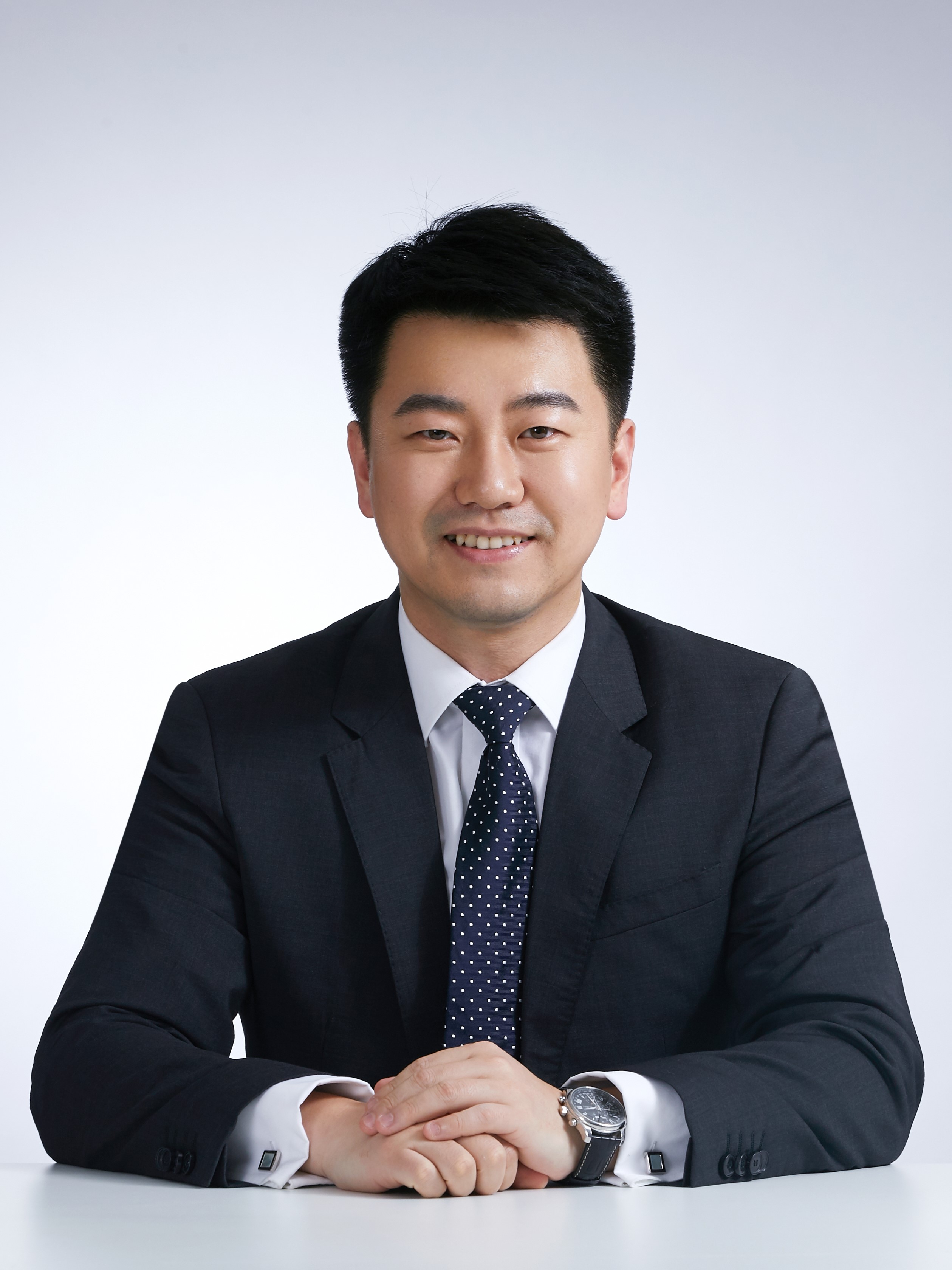 Portrait of Kevin Yu